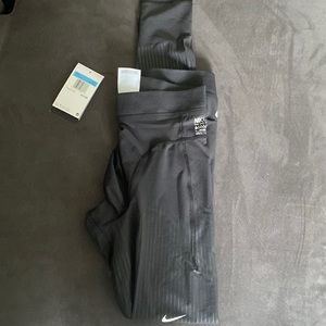 Nike Mens medium  Tall Black Tights